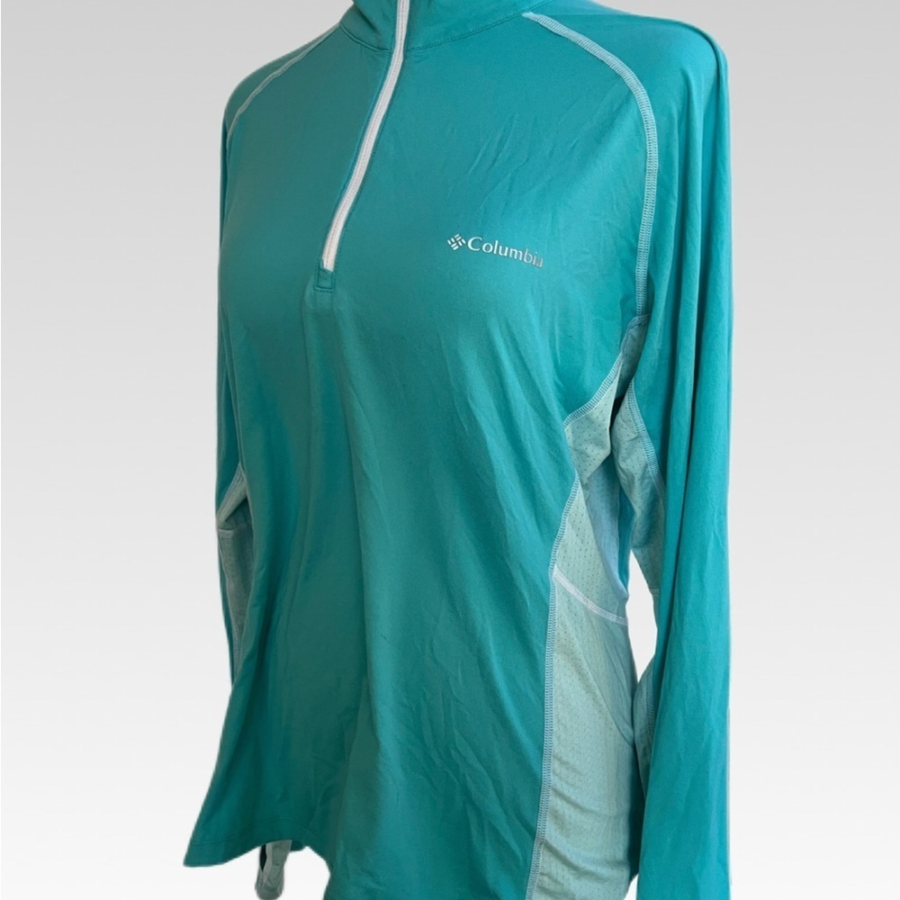 Columbia Women's Aqua Long Sleeve Tee